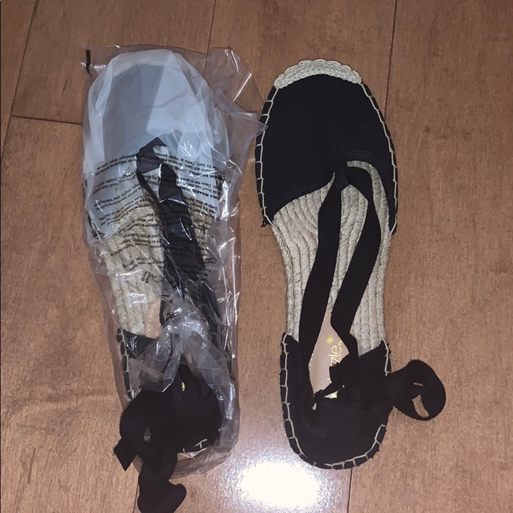 Black flats